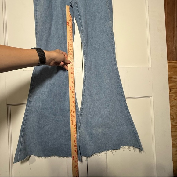 Forever 21 Flare Wide Leg Jeans Blue High Rise Size 28 Raw Hem NWT Denim - Picture 5 of 11